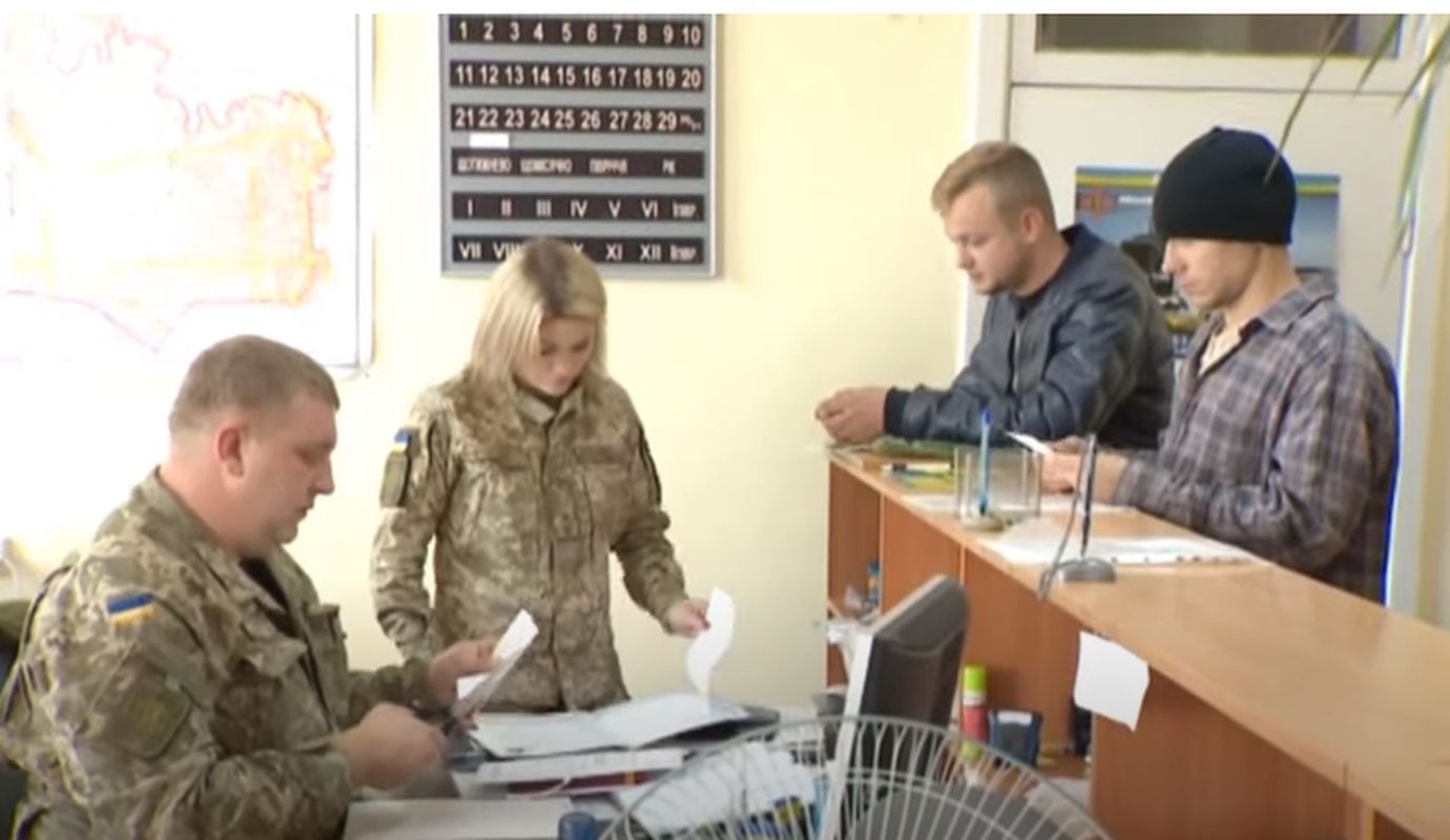 Займання військових посад зазнає змін: подробиці